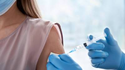 В России вводится сертификат нового образца о вакцинации от коронавируса - mir24.tv - Россия