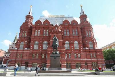 Более 18 тысяч человек посетили Исторический музей в период нерабочих дней - vm.ru - Москва - Московская обл.