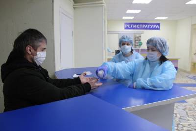 За выходные дни в Удмуртии снизилось количество госпитализированных с коронавирусом - gorodglazov.com - республика Удмуртия