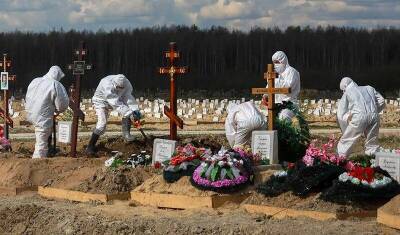 Жертвами ковида в России впервые стали более 1200 человек за сутки - newizv.ru - Россия - Москва