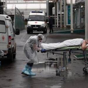 В России впервые зафиксировали более 1200 смертей от коронавируса за сутки - reporter-ua.com - Россия