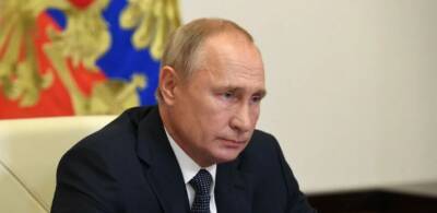 Владимир Путин - Путин предложил Совбезу обсудить ситуацию с COVID-19 по итогам нерабочих дней - runews24.ru - Россия