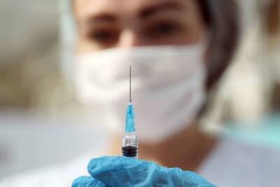 Минздрав Украины уничтожил полмиллиона просроченных доз вакцины AstraZeneca - mk.ru - Украина