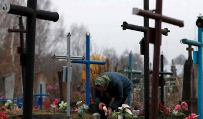 «Ведомости»: смертность стала рекордной со времен ВОВ - newizv.ru