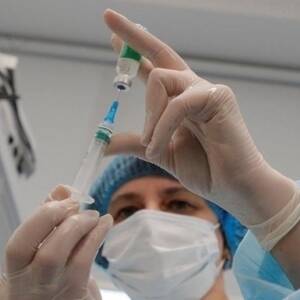 В Украине прививки от коронавируса получили более 14 млн человек - reporter-ua.com - Украина