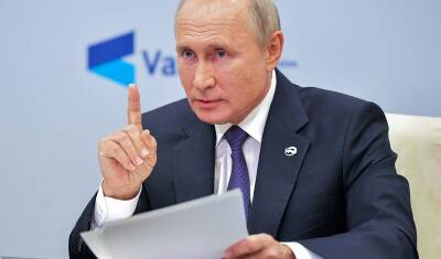 Владимир Путин - "ВКонтакте": Путин обошел Навального в рейтинге самых упоминаемых персон года - newizv.ru - Россия
