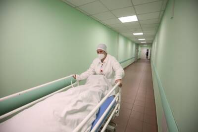 Еще 5 человек умерли от коронавируса в Астраханской области - volg.mk.ru - Астраханская обл.