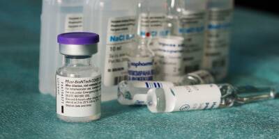 Исследование в Израиле: только третья доза вакцины Pfizer защищает от штамма «омикрон» - nep.co.il - Израиль