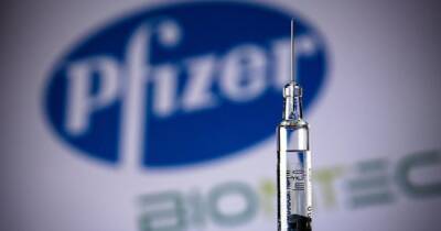 Третья доза Pfizer эффективно защищает от штамма "Омикрон", — израильские исследователи. - dsnews.ua - Израиль