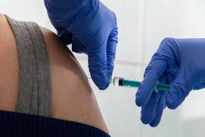 Сколько антител к коронавирусу должно быть для получения медотвода от вакцинации - omsk.mk.ru