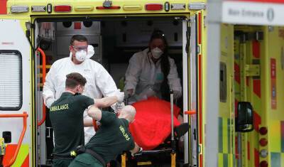 В Великобритании зафиксировали первый в мире случай гибели пациента с омикрон-штаммом - newizv.ru - Англия - Индия