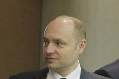 Бывший министр по развитию Дальнего Востока Александр Галушка попал в реанимацию - mk.ru