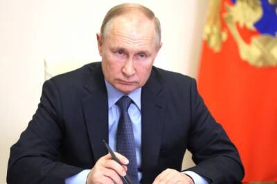 Владимир Путин - Эммануэль Макрон - Путин заявил о необходимости переговоров по гарантиям безопасности - aif.ru - Россия - Франция - Украина - Киев