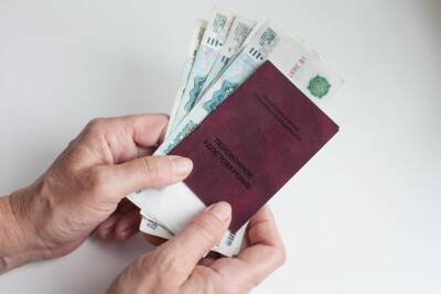 Фиксированная доплата к пенсии гражданам в РФ, достигшим 80 лет, будет увеличена до 12 000 руб - abnews.ru - Россия