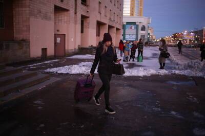 Студенты СПБГУ эвакуированы из общежития из-за массового заражения ковидом - neva.today - Санкт-Петербург