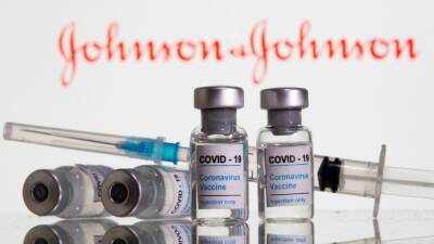 В США эксперты рекомендовали не использовать вакцину J&J - russian.rt.com - Сша