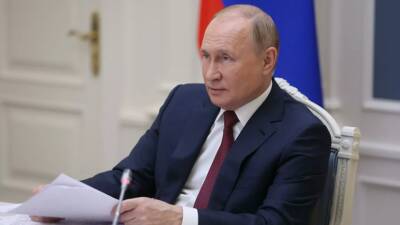 Владимир Путин - Путин заявил, что последствия распространения омикрон-штамма пока непонятны - russian.rt.com - Россия