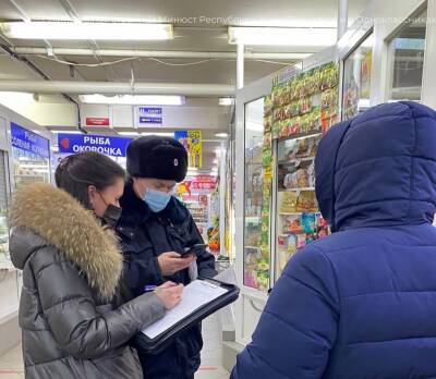 В общественных местах Сыктывкара продолжается проверка соблюдения масочного режима - komiinform.ru - Сыктывкар