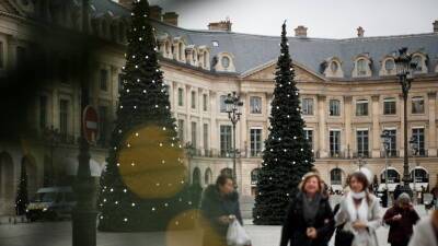 В Париже отменили праздничные мероприятия в честь Нового года - russian.rt.com - Париж