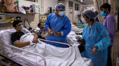 В Индии «омикрон» выявлен у более чем 120 человек - russian.rt.com - Англия - Индия