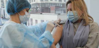 Обязательная вакцинация от COVID-19: Минздрав расширил список профессий - vchaspik.ua - Украина