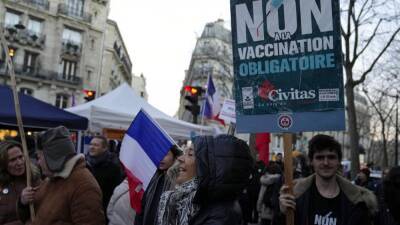 Демонстрации против санитарных ограничений в Европе - ru.euronews.com - Россия - Англия - Италия - Испания - Лондон - Чехия