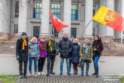 Клайпедчане в Вильнюсе поддержали акцию против принудительной вакцинации и других ущемлений Конституции - obzor.lt - Вильнюс - Литва