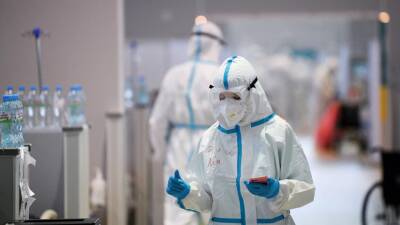 За сутки в России выявили 33 389 случаев инфицирования коронавирусом - russian.rt.com - Россия