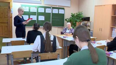 В Воронеже 43 школы частично перевели на дистанционку из-за коронавируса - vestivrn.ru - Воронеж