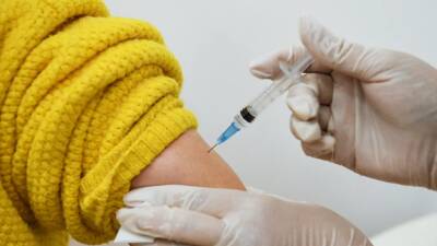 В Свердловской области прокомментировали ход вакцинации от COVID-19 - russian.rt.com - Свердловская обл.