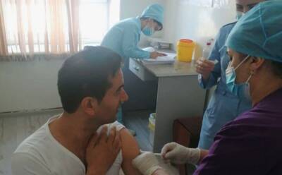 В Таджикистане вакцинированным от коронавируса будут выдавать QR-код - eadaily.com - Россия - Таджикистан - Снг