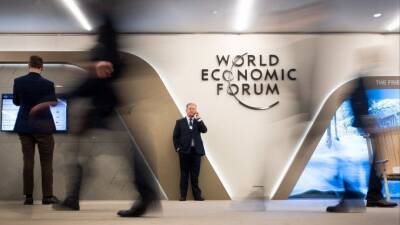 Экономический форум в Давосе перенесут из-за омикрон-штамма - 5-tv.ru - Швейцария