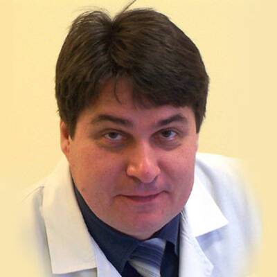 Владимир Болибок - Иммунолог назвал характерные симптомы омикрон-штамма коронавируса - radiomayak.ru