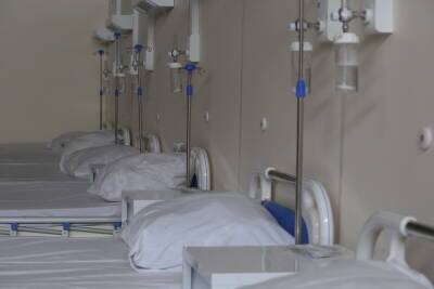 Почти 600 ковид-пациентов лежат в реанимации в Петербурге - spb.mk.ru - Санкт-Петербург