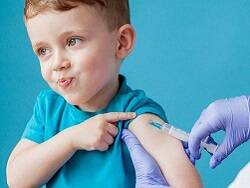 В Британии после вакцинации начали массово умирать дети - newsland.com - Англия