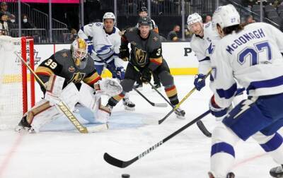 НХЛ: Тампа обыгрывает Вегас и остается лидером - korrespondent.net - Украина