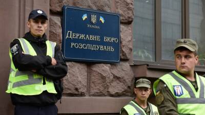 Петр Порошенко - Адвокатов Порошенко не пустили в ГБР Украины, где должен был пройти его допрос - russian.rt.com - Украина