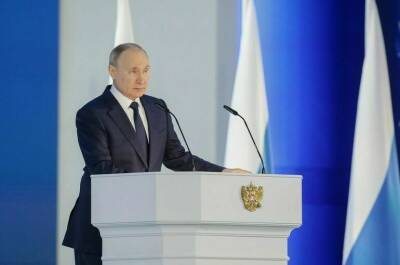 Владимир Путин - Полный уход в виртуальный мир ведет к деградации, считает Путин - pnp.ru - Россия