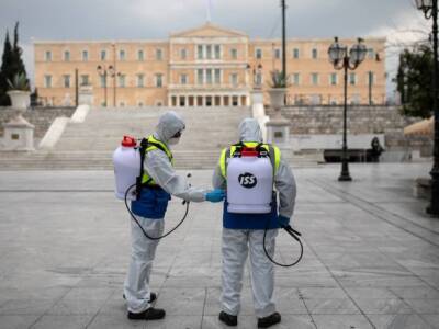 Без гуляний и в масках на улице: в Греции усилят карантин - unn.com.ua - Украина - Киев - Греция
