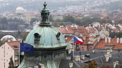 Чехия с 27 декабря ужесточит правила въезда туристов из ЕС - russian.rt.com - Евросоюз - Чехия