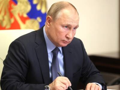 Владимир Путин - Путин призвал правительство защитить россиян от инфляции и заняться ростом их доходов - rosbalt.ru - Россия