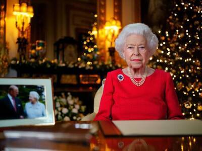 королева Елизавета II (Ii) - принц Филипп - "Он хотел бы, чтобы мы радовались Рождеству". Елизавета II в рождественском обращениии почтила память покойного супруга - gordonua.com - Украина - Англия
