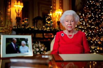 принц Филипп - Елизавета Королева - королева Елизавета - Королева Елизавета II в своем рождественском обращении рассказала, как скучает по “знакомому смеху” мужа - enovosty.com - Англия