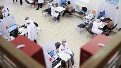 Скончались 968 человек: в России выявлено 23 721 новых случаев коронавируса - russian.rt.com - Россия - Москва