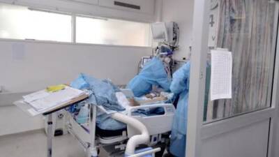 "Омикрон" в Израиле: сотни заразившихся за сутки, 8 человек - в больницах - vesty.co.il - Израиль
