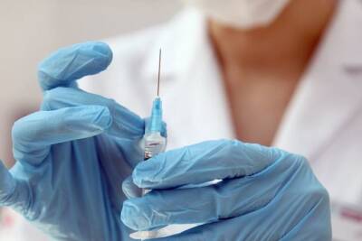 Франция выявила суточный максимум заболевших коронавирусом с начала пандемии - mk.ru - Франция