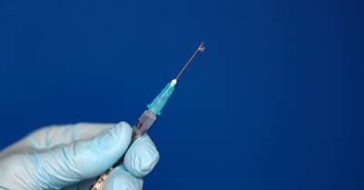 На рождественской неделе темпы вакцинации против Covid-19 упали на треть - rus.delfi.lv - Латвия