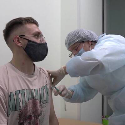 Минздрав обновит список медицинских отводов от прививки против короновируса - radiomayak.ru - Минздрав