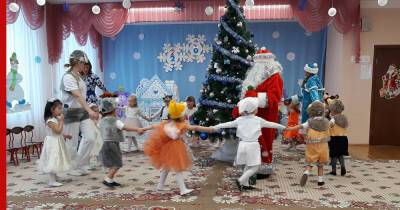 Новогодние утренники в школах и детсадах Москвы пройдут без родителей - profile.ru - Москва