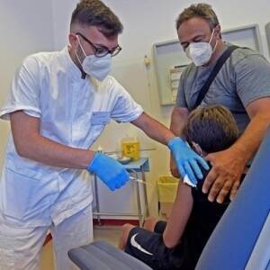 Вальдемар Краска - В Польше планируют начать вакцинацию детей - reporter-ua.com - Польша